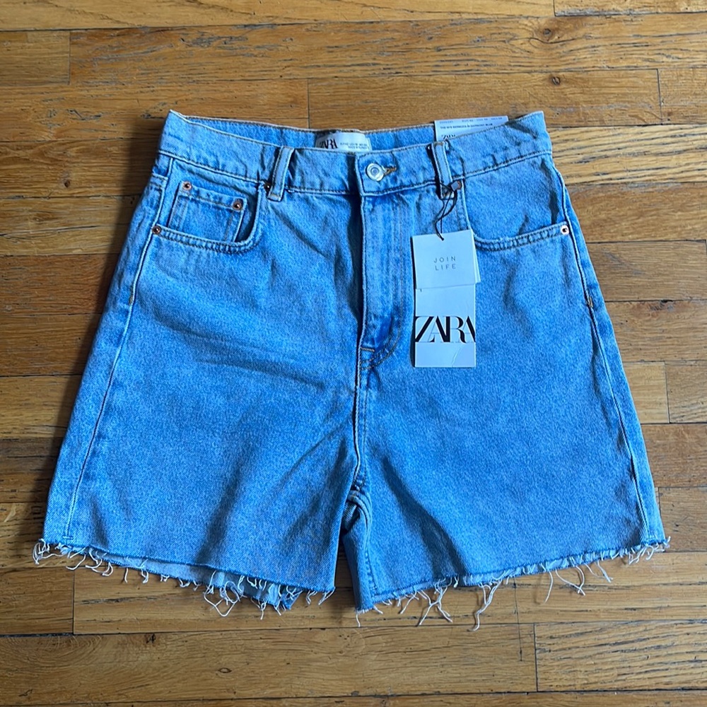 ZARA BERMUDA SHORTS